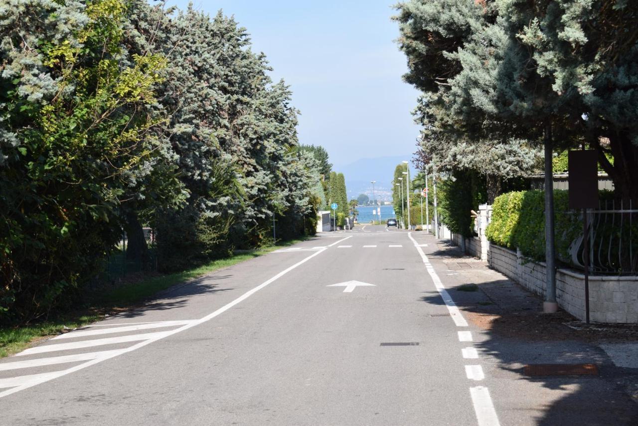 Azur Apartment Sirmione Exterior foto