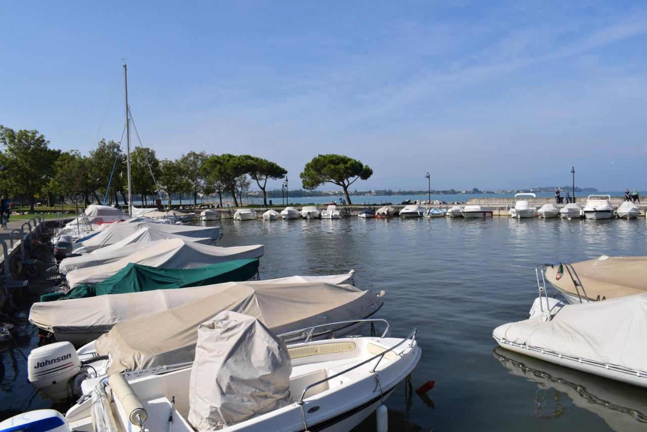 Azur Apartment Sirmione Exterior foto