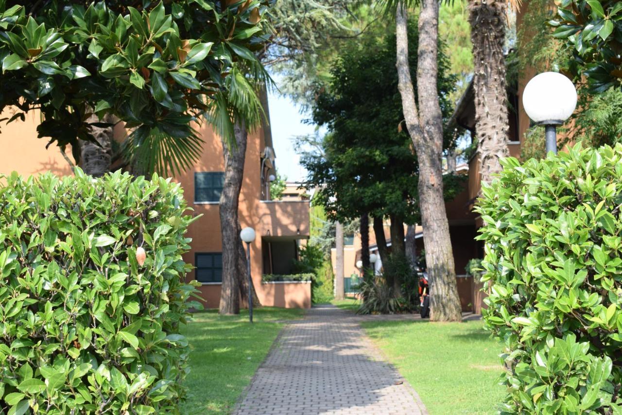 Azur Apartment Sirmione Exterior foto
